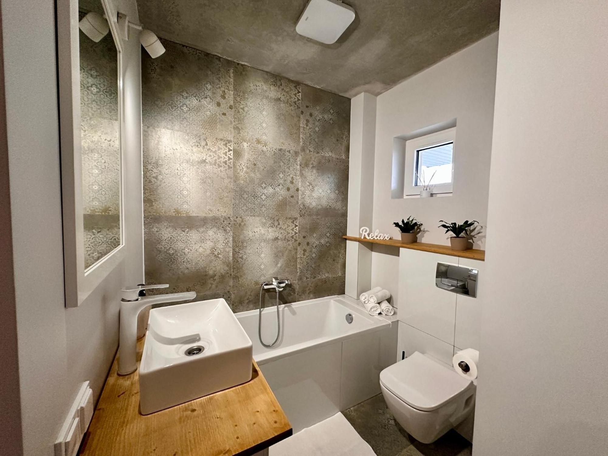 Laba - Basen, Blisko Plazy, Cisza, Taras, Parking, Bezplatne Wifi, Wyjatkowy! Apartman Gdynia Kültér fotó